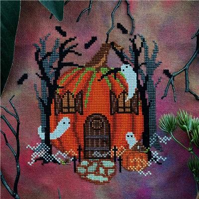 Halloween House Pattern