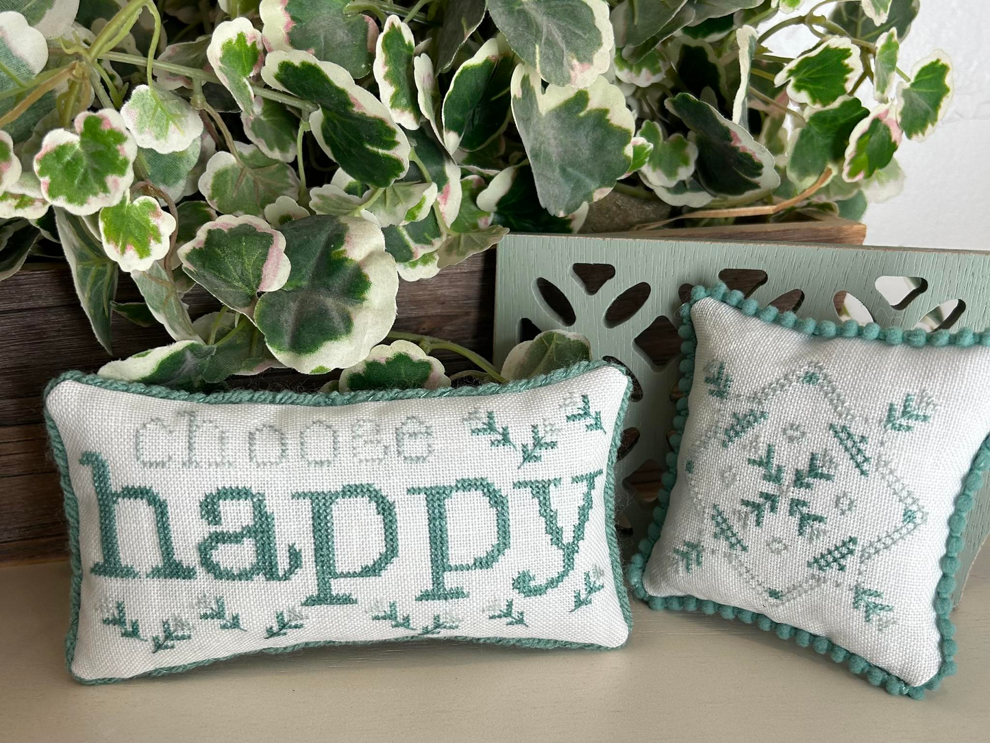 Choose Happy Pattern (Nashville Market 2025)